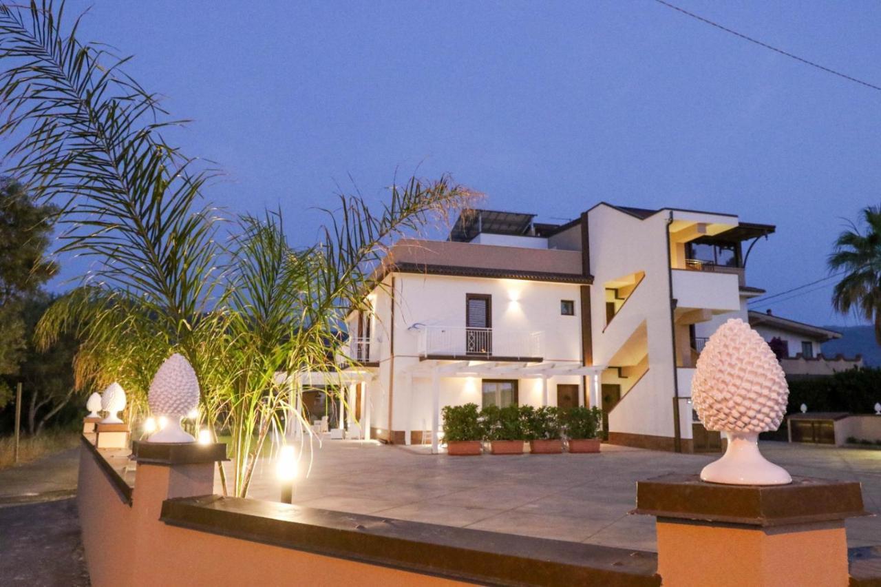 B&B Il Girasole Capo dʼOrlando エクステリア 写真
