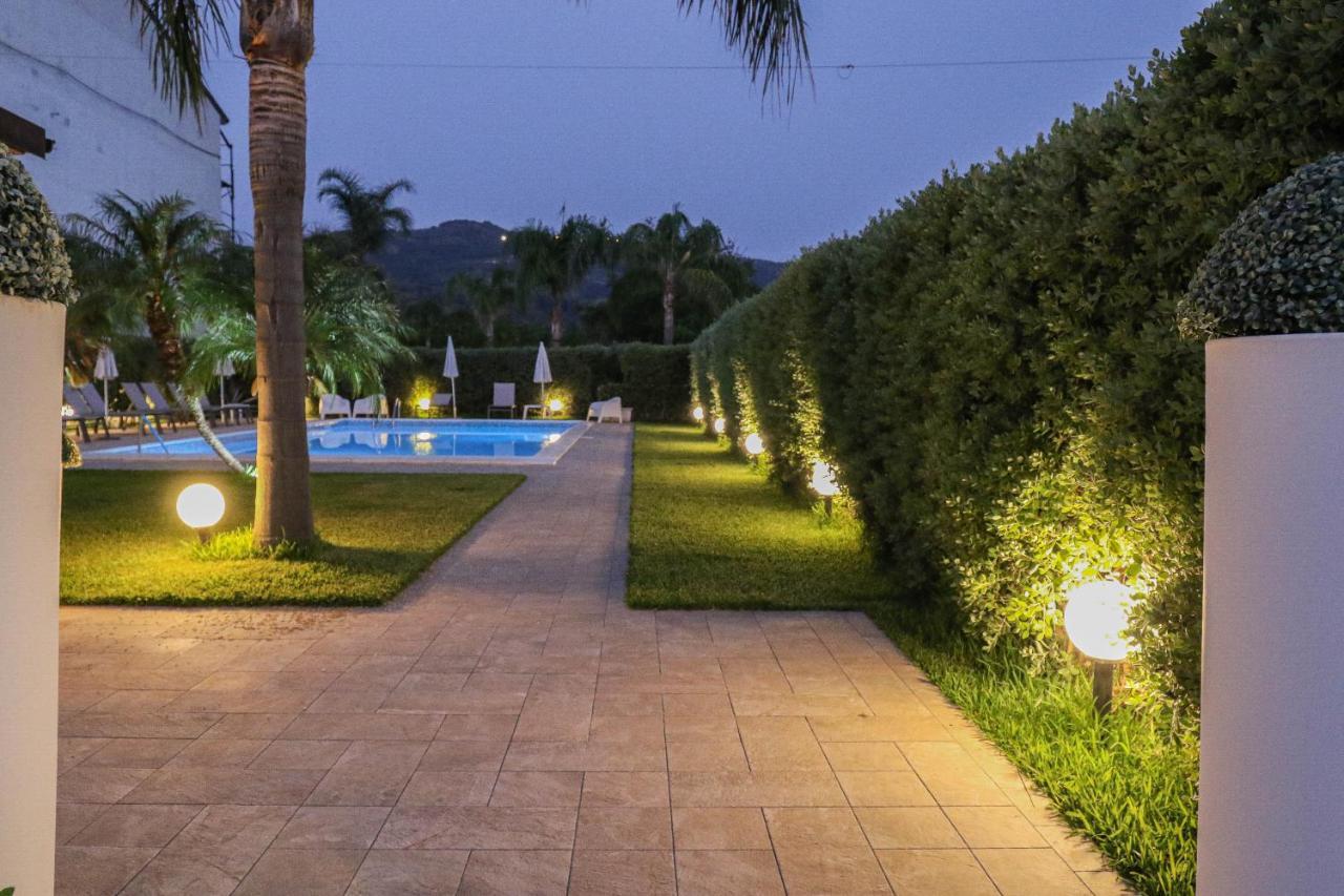 B&B Il Girasole Capo dʼOrlando エクステリア 写真