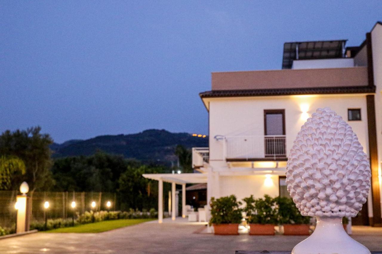 B&B Il Girasole Capo dʼOrlando エクステリア 写真
