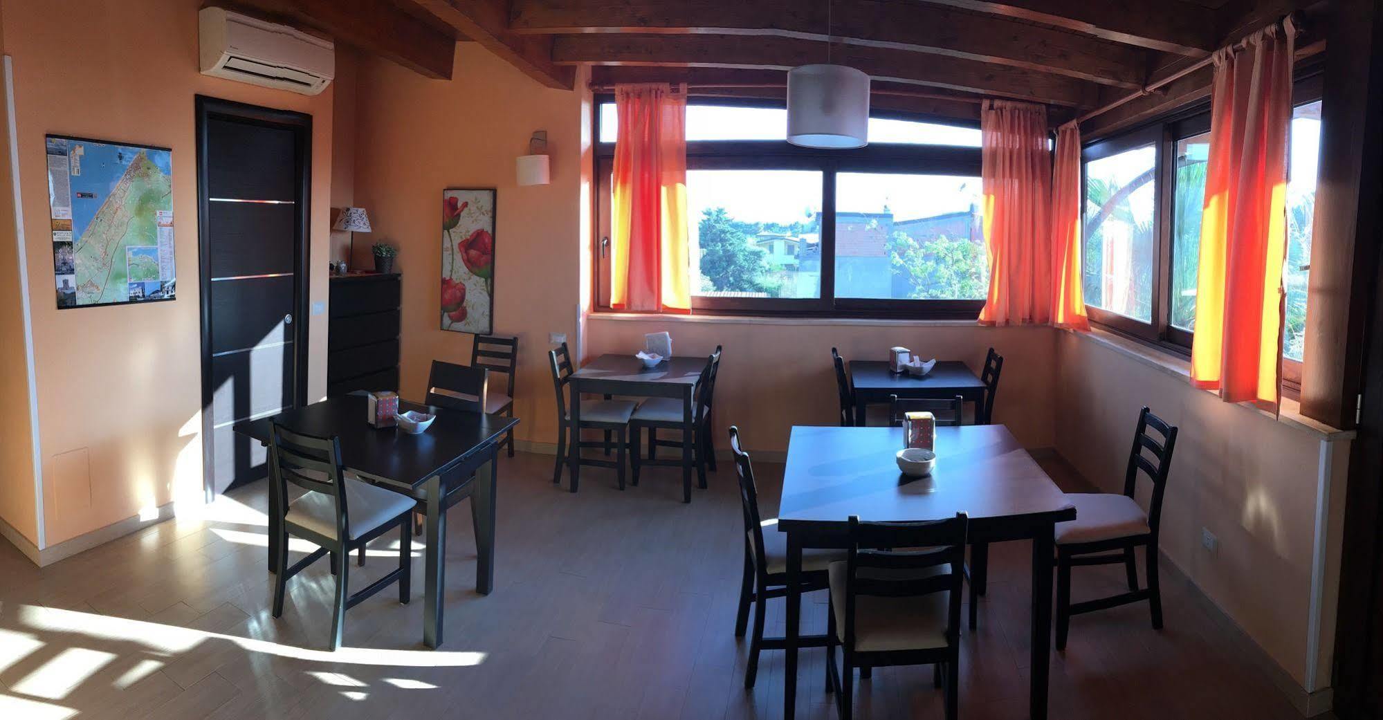 B&B Il Girasole Capo dʼOrlando エクステリア 写真